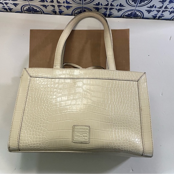 LIZ Claiborne, satchel hand bag FAUX ALLIGATOR LARGE CREAM short handles - Picture 3 of 16